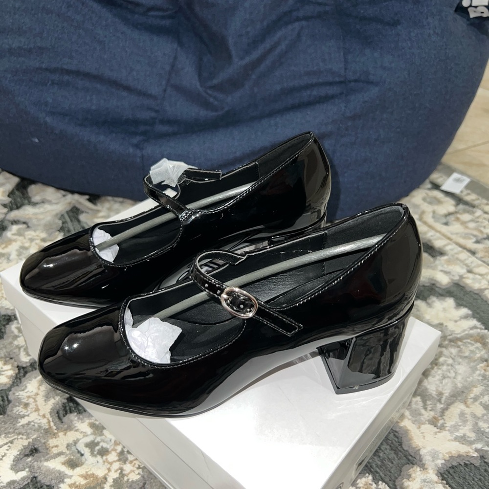 Scoop Mary Jane’s with Platform Heel. Brand New. Size 7.